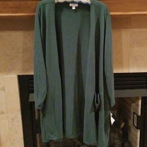 Woman's Solid Green Cardigan